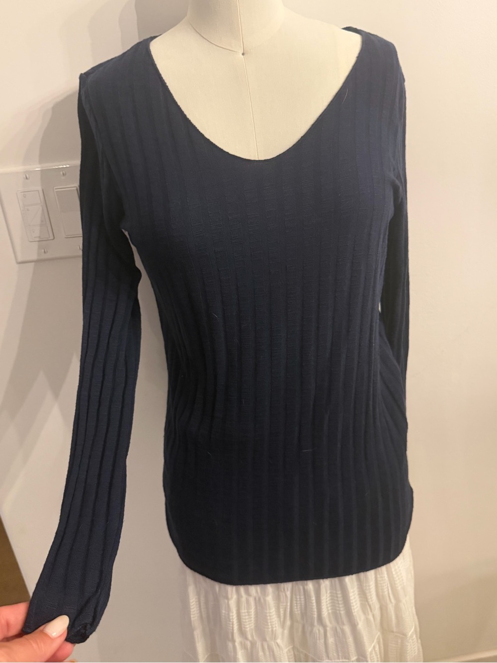 Women’s Navy Ribbed Long-Sleeve Top